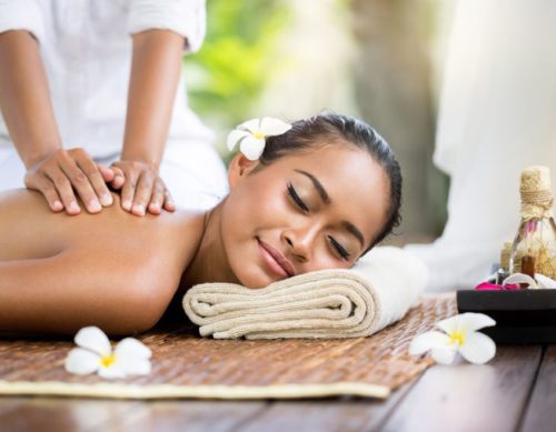 Indische SPA-Therapie mit Peeling und Dusche